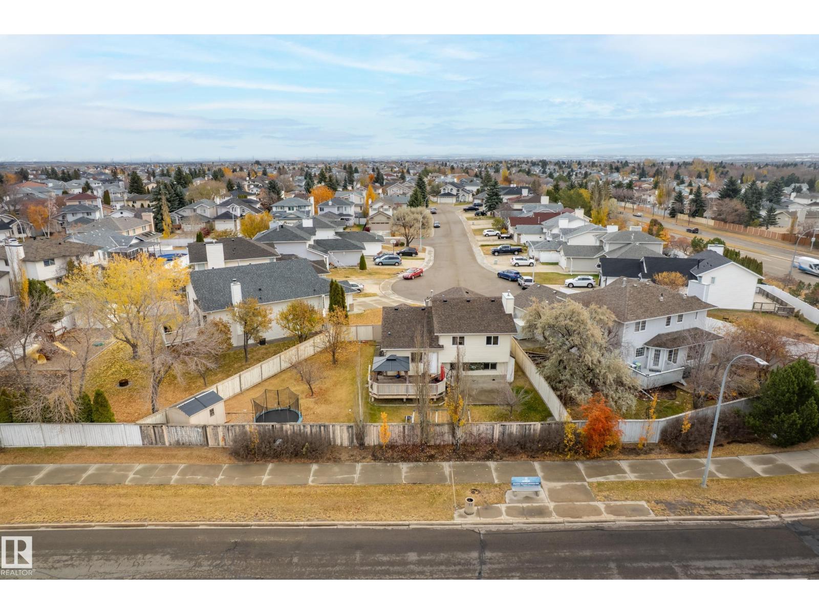 6520 154 AV NW, Edmonton