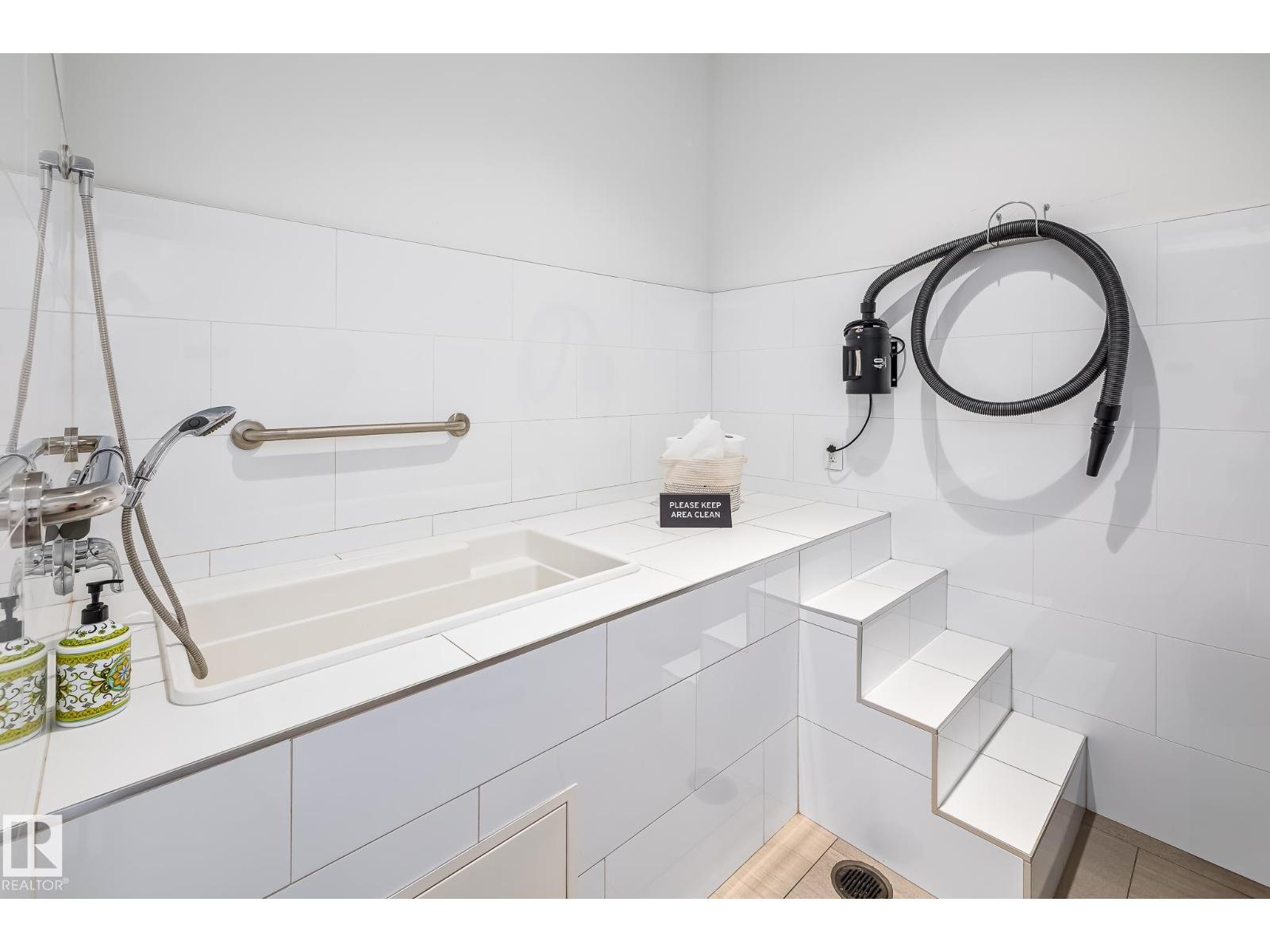 #1403 14105 WEST BLOCK DR NW, Edmonton