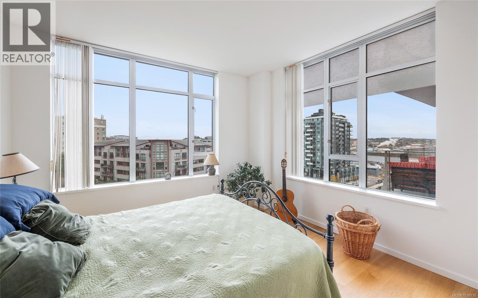 613 100 Saghalie Road, Victoria