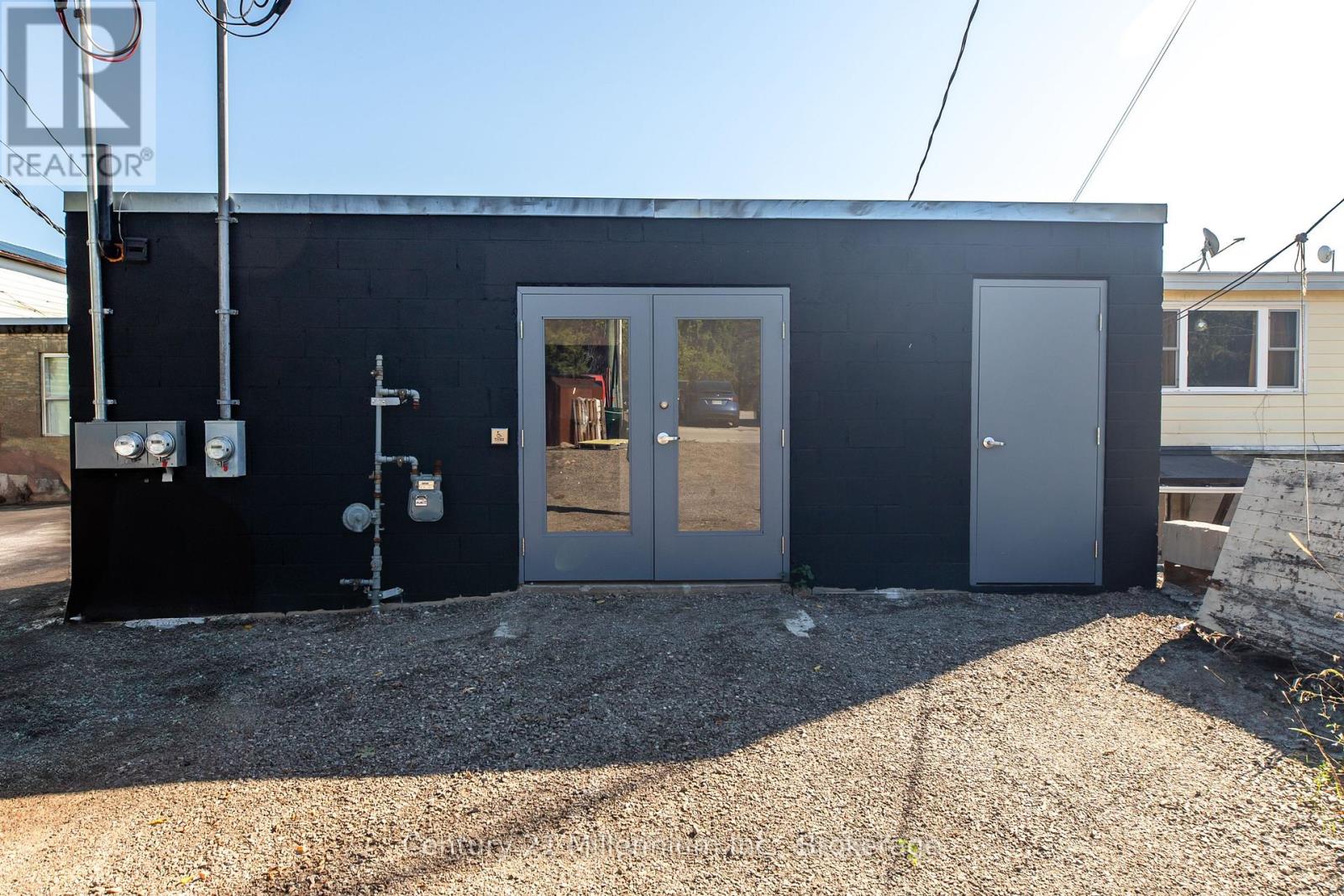 UNIT A - 612 BERFORD STREET