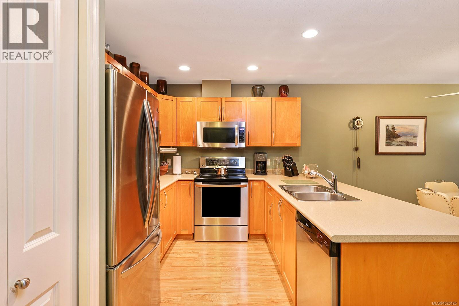 7 2728 1st St, Courtenay