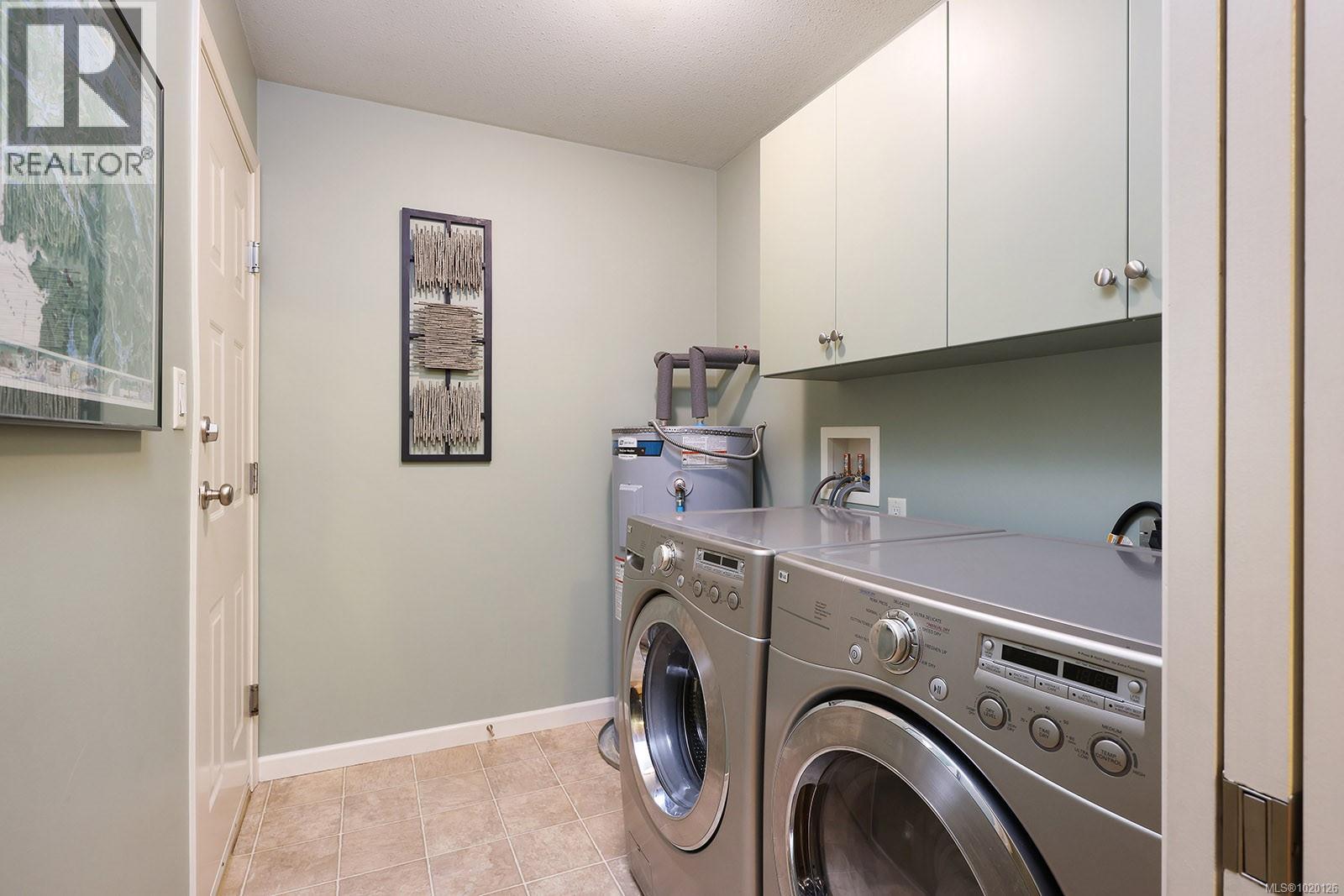 7 2728 1st St, Courtenay