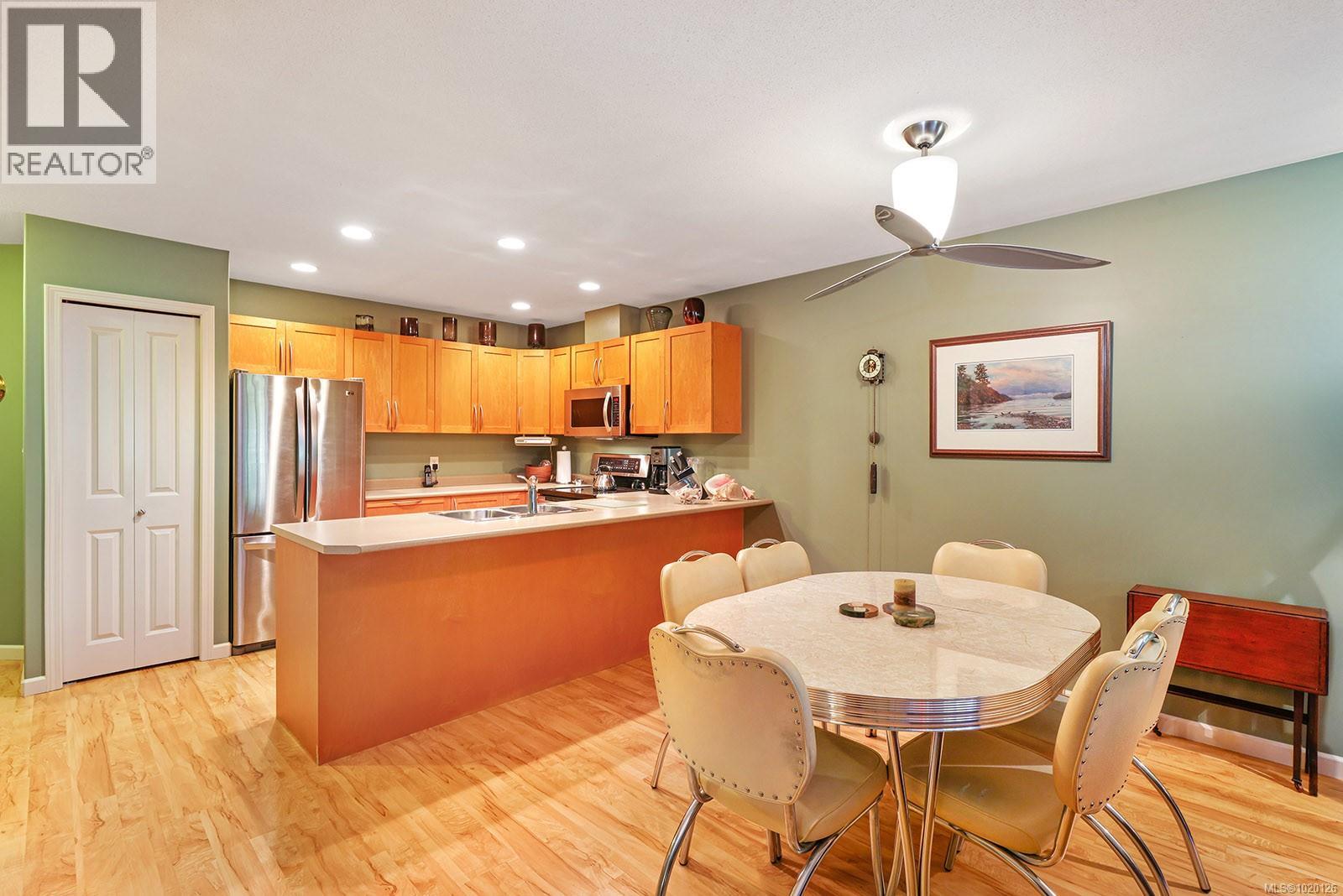 7 2728 1st St, Courtenay