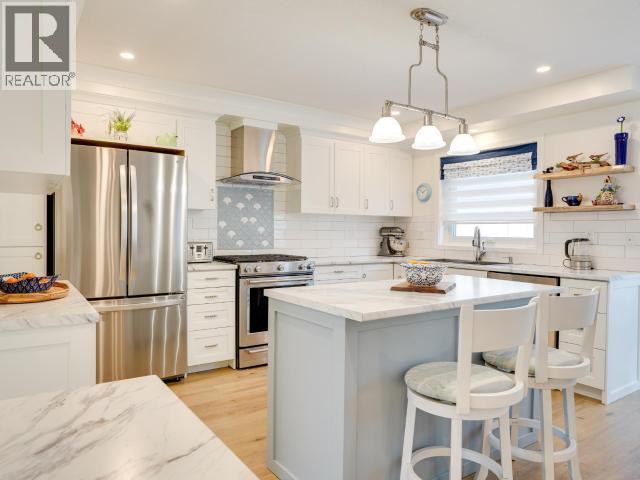 4750 REDONDA AVE, Powell River