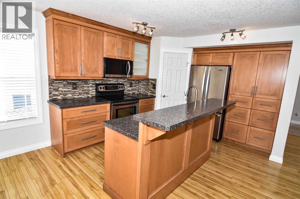 Single Family House for Sale in  Coville Crescent NE Coventry Hills Calgary 