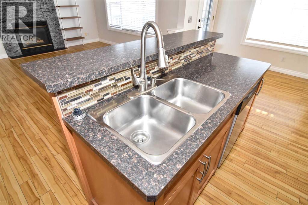 Single Family House for Sale in  Coville Crescent NE Coventry Hills Calgary 