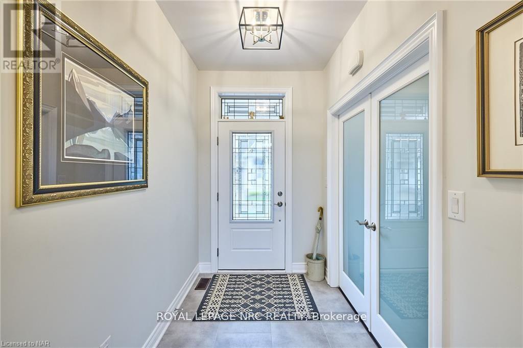 9 SASSAFRAS ROW - Photo 2 of 35, Fort Erie (Ridgeway), Ontario