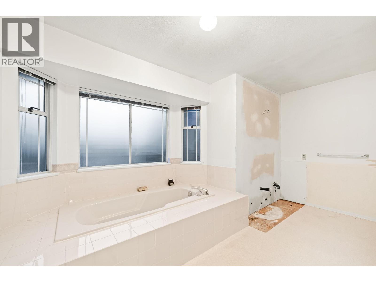 9 11848 LAITY STREET, Maple Ridge