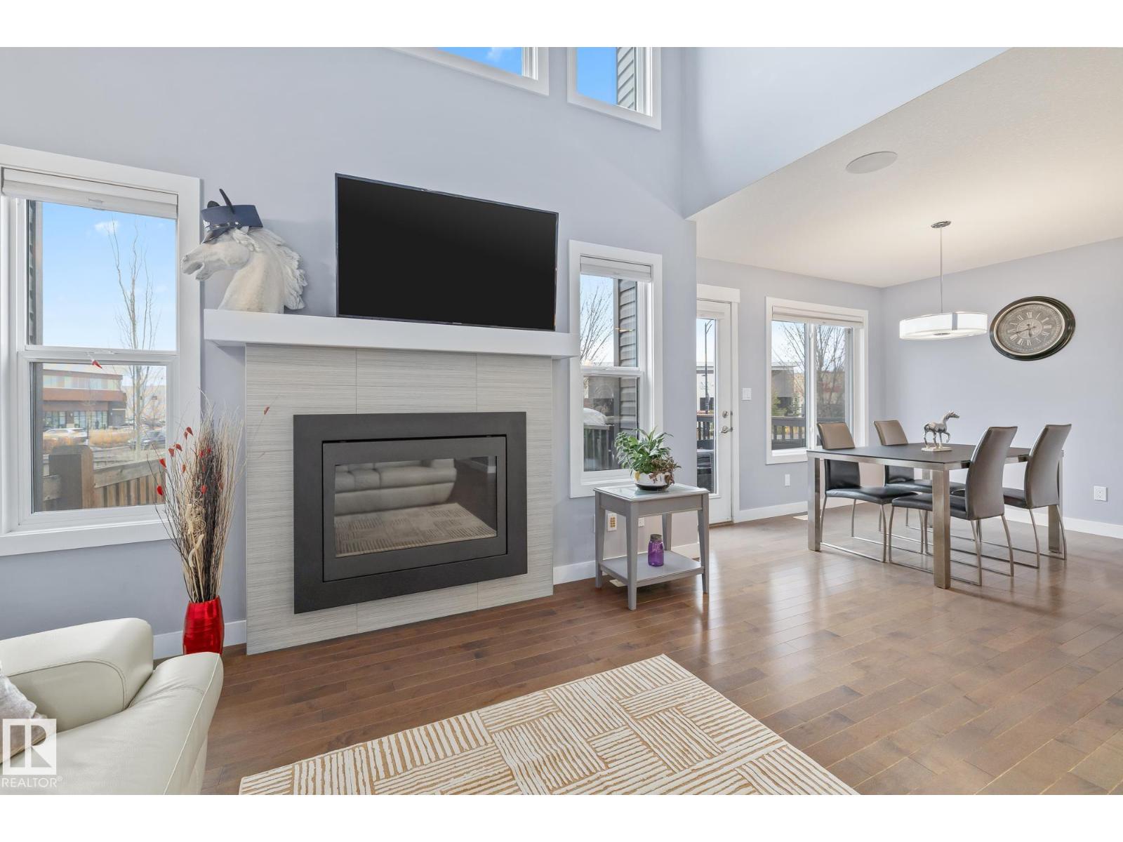 17504 13 AV SW, Edmonton