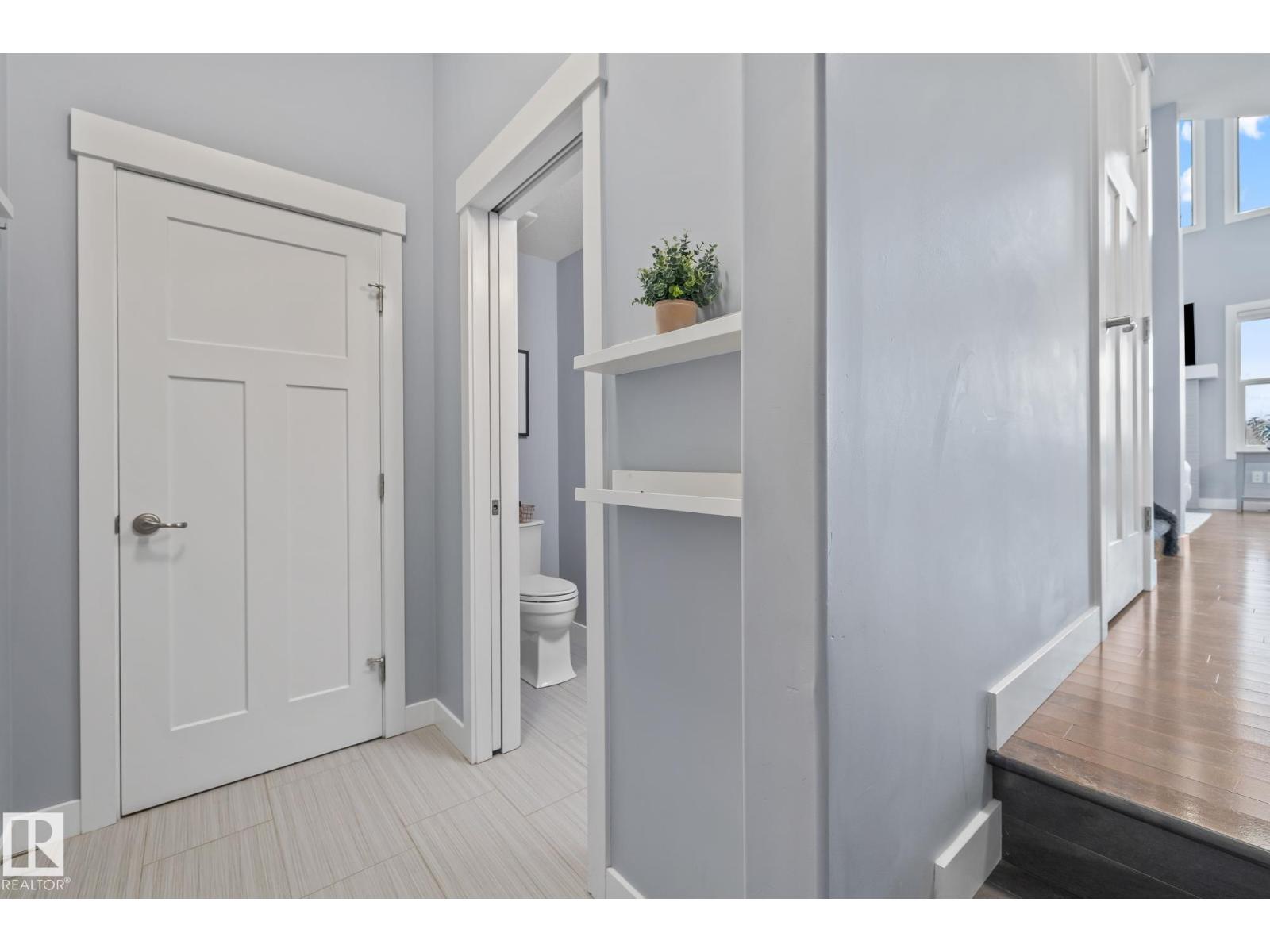 17504 13 AV SW, Edmonton