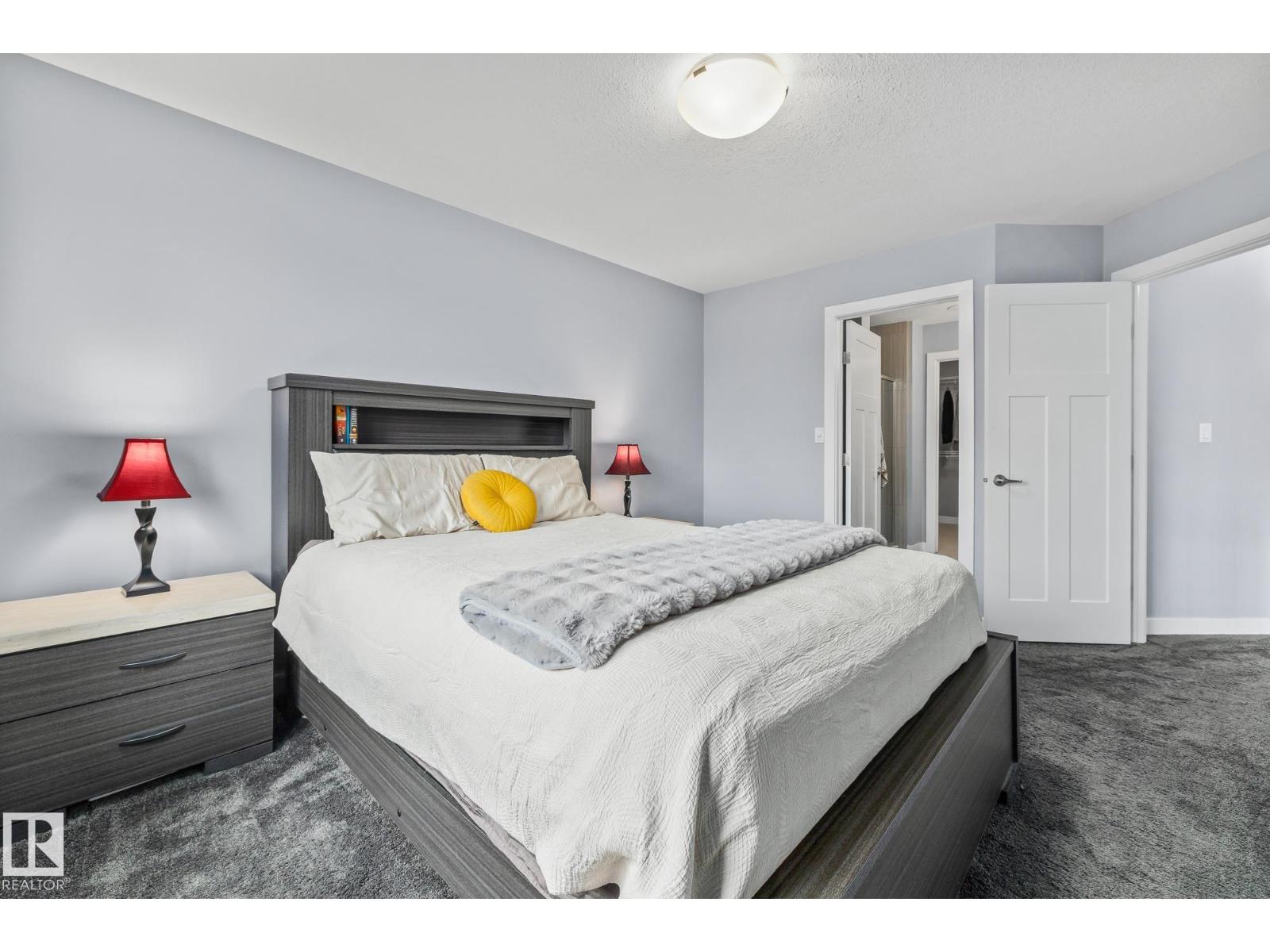 17504 13 AV SW, Edmonton