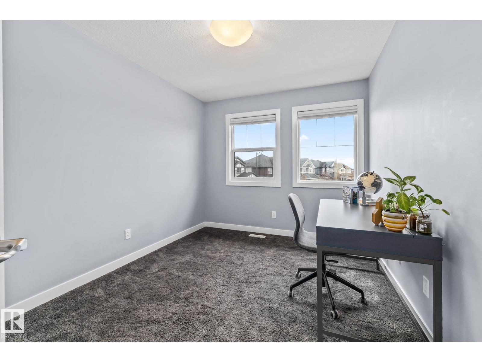 17504 13 AV SW, Edmonton