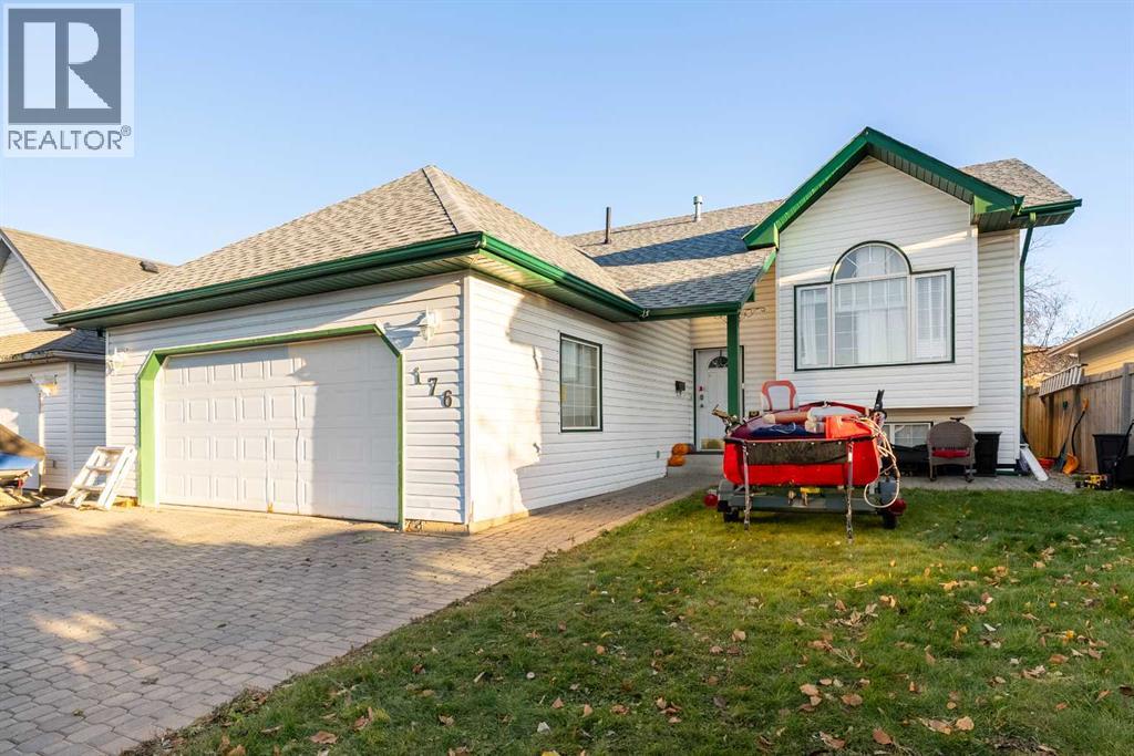 176 Bacon Place, Fort McMurray