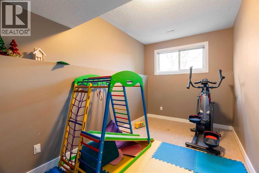 176 Bacon Place, Fort McMurray