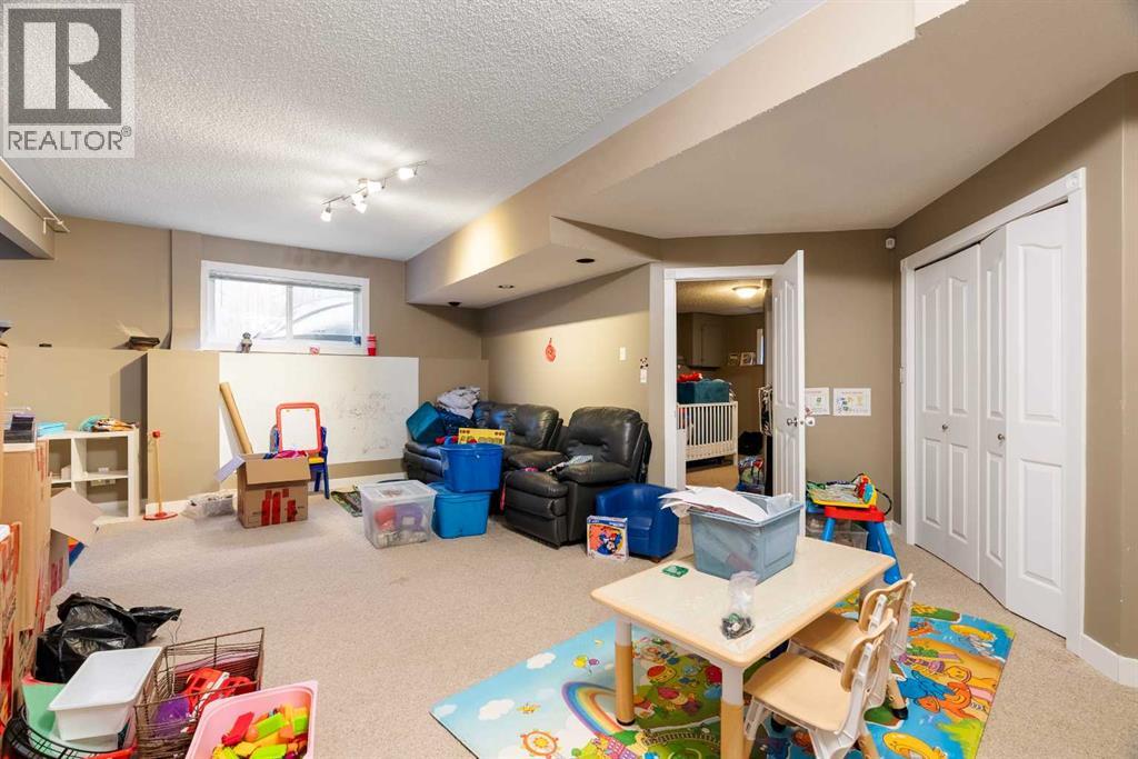 176 Bacon Place, Fort McMurray