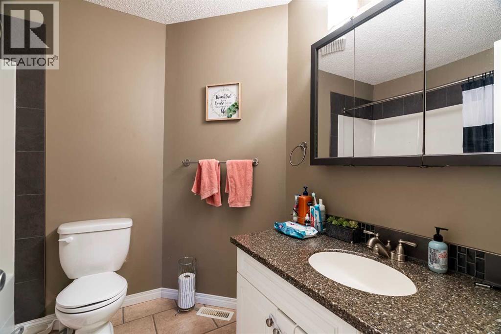 176 Bacon Place, Fort McMurray