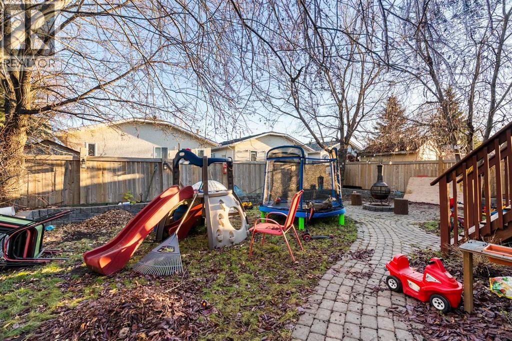 176 Bacon Place, Fort McMurray