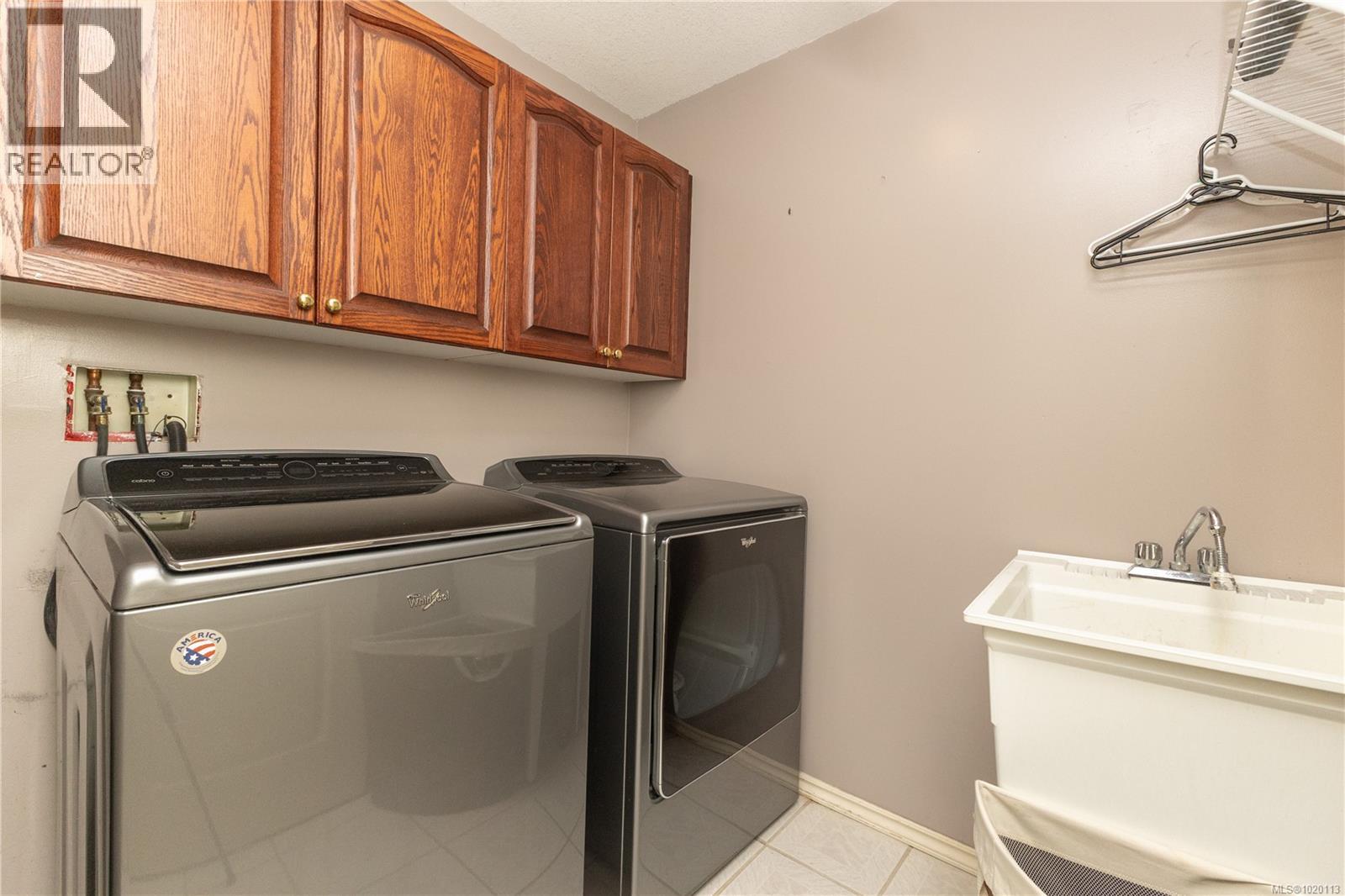 270 Dahl Rd, Campbell River