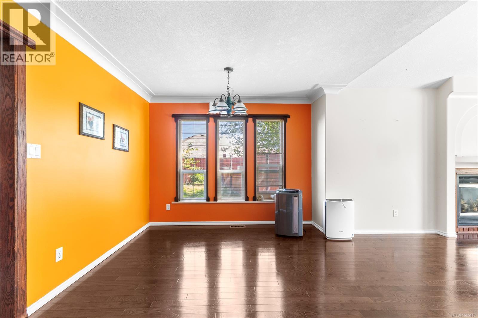 270 Dahl Rd, Campbell River