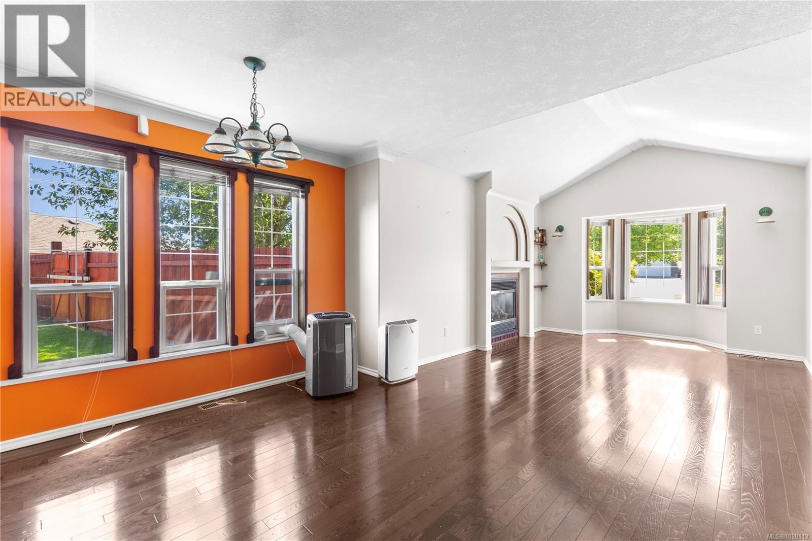 270 Dahl Rd, Campbell River