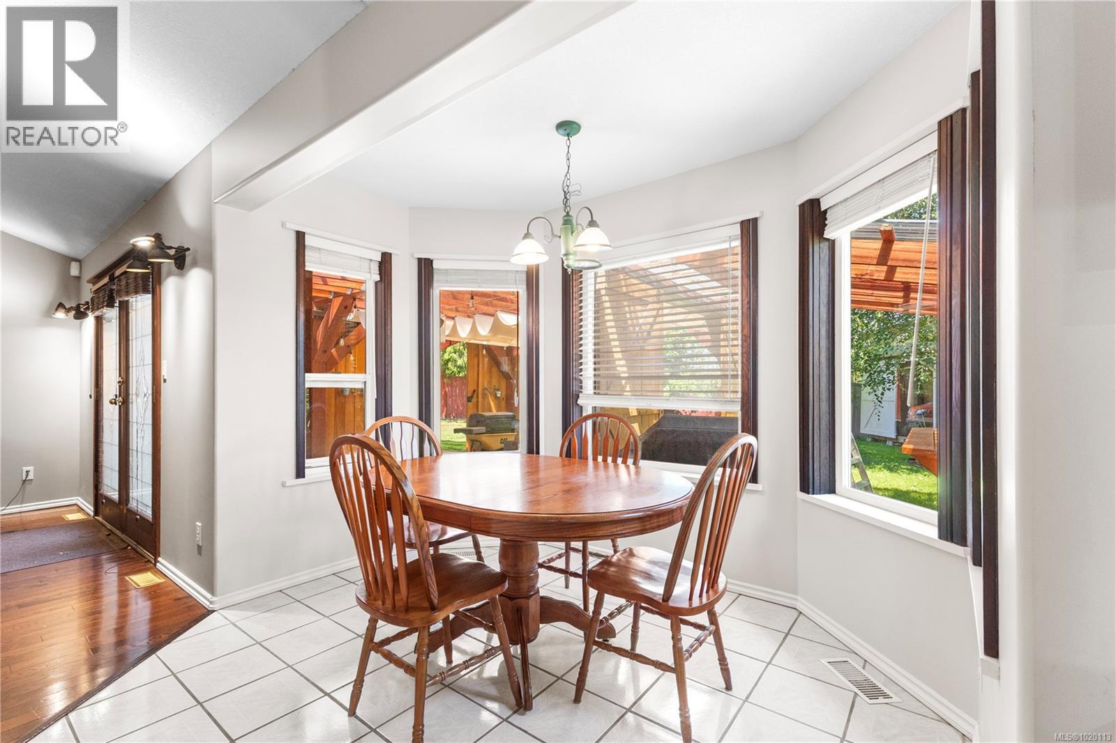 270 Dahl Rd, Campbell River