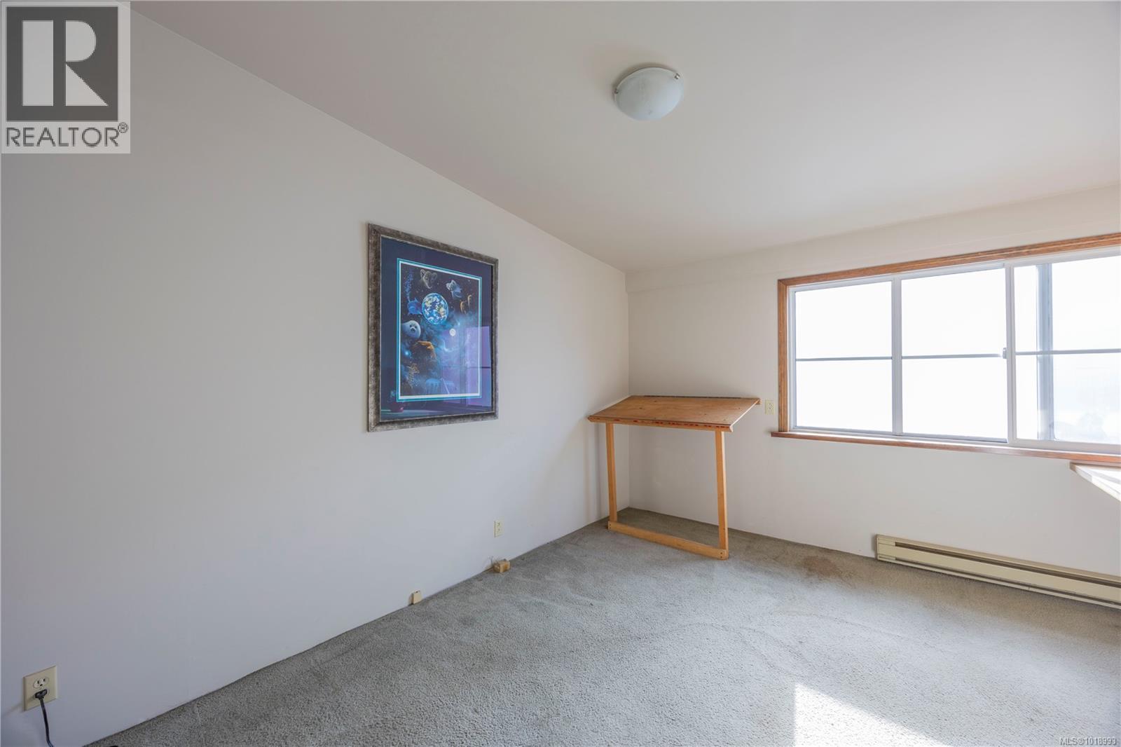 1931 GRIFFITHS RD - 25