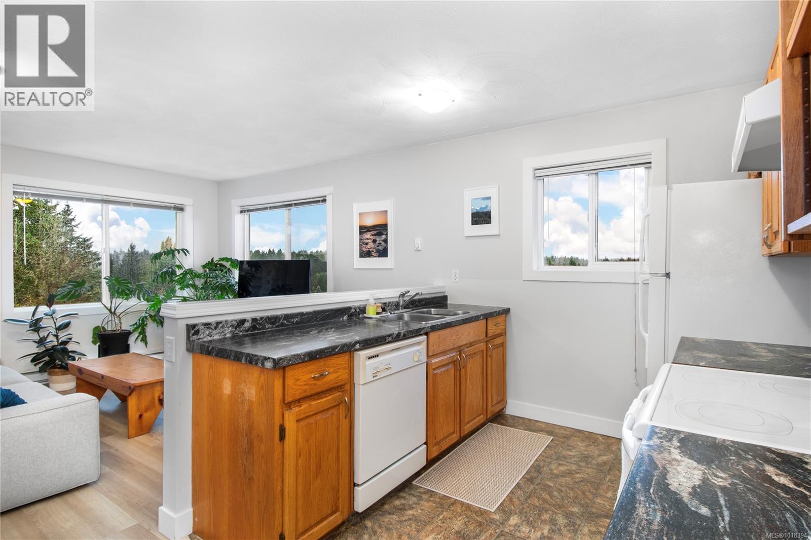 8 522 Dogwood St S, Campbell River