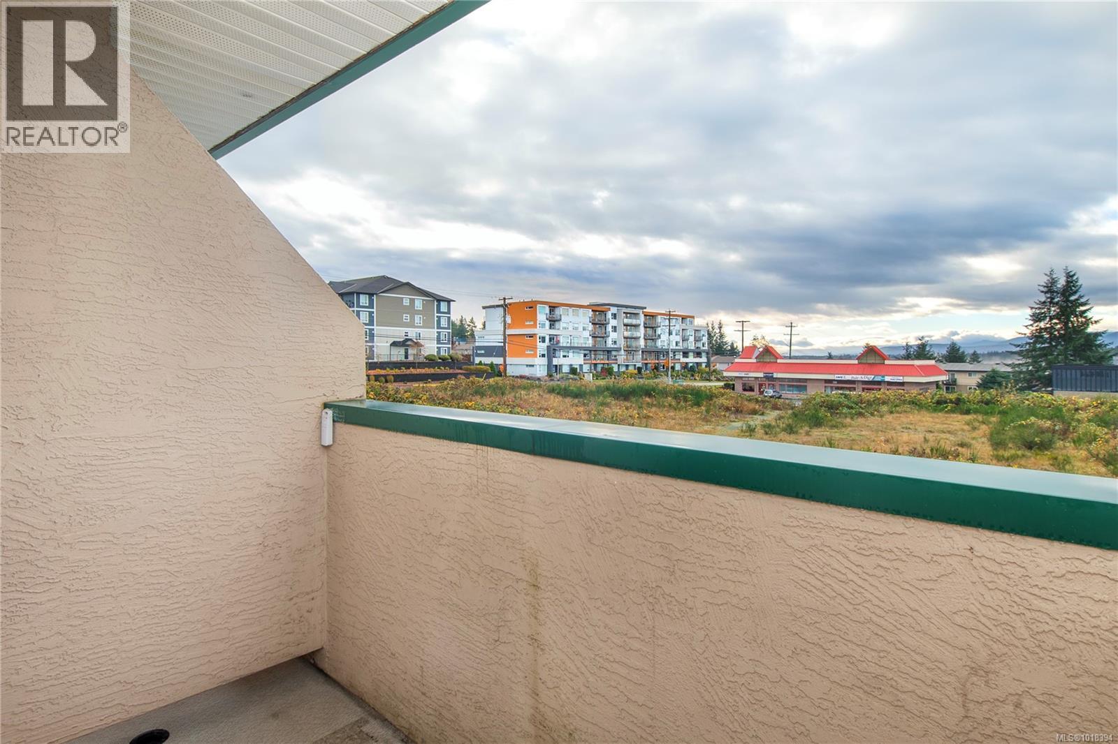 8 522 Dogwood St S, Campbell River