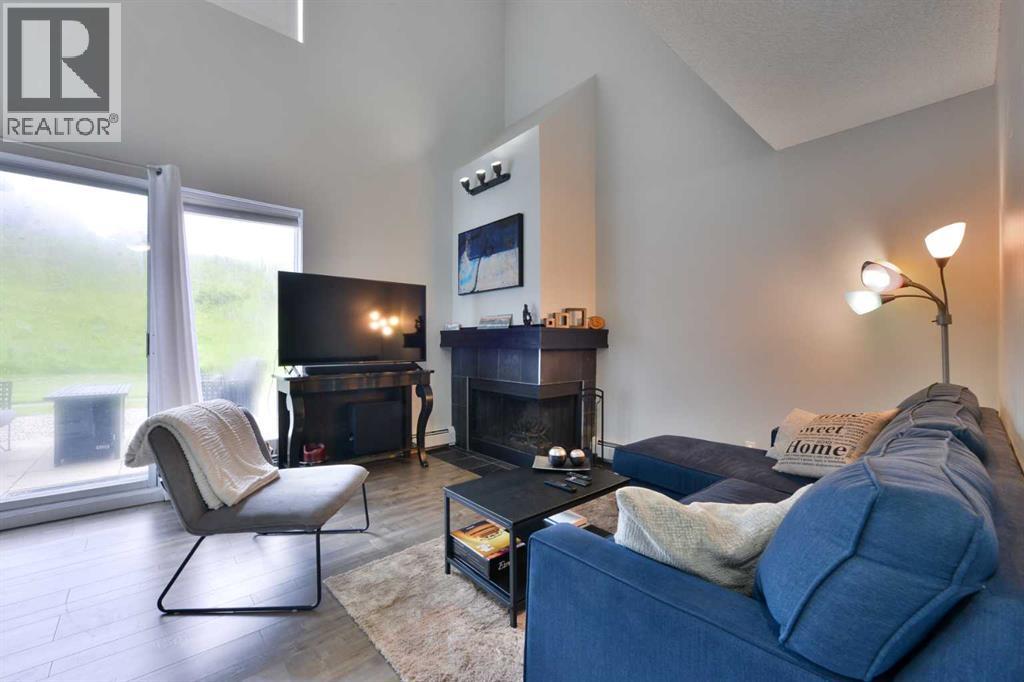 Single Family House Multi-level for Sale in   Village Mews SW Patterson Calgary 