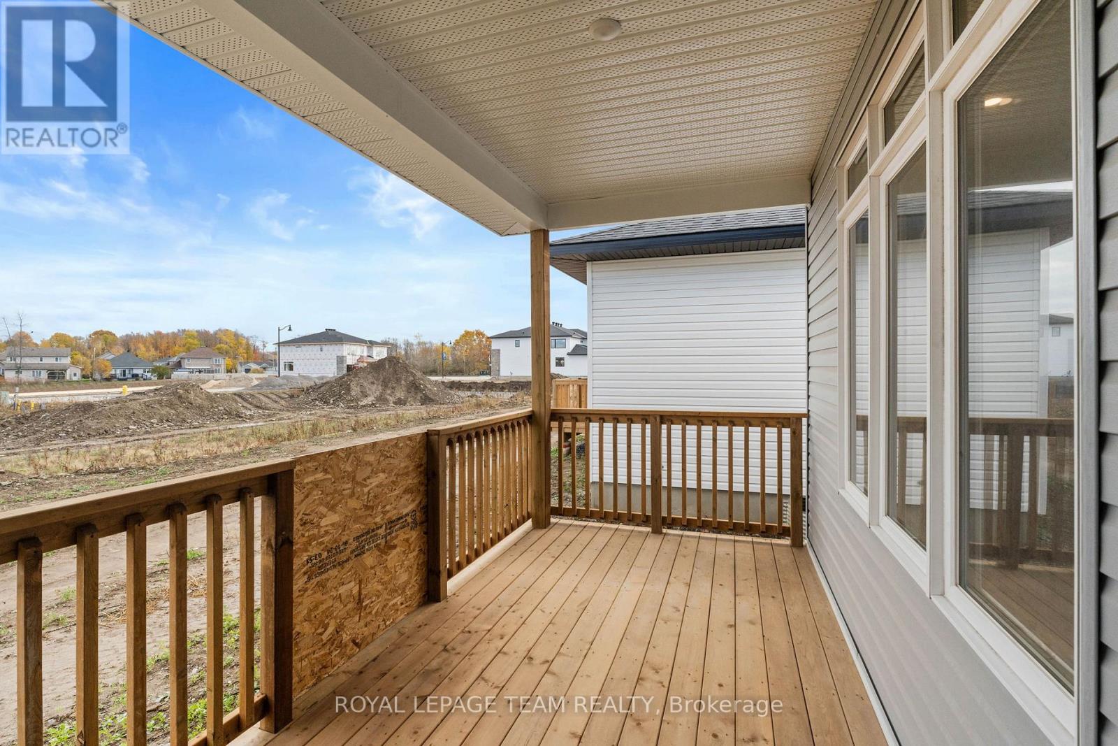1039 MOORE STREET - 39