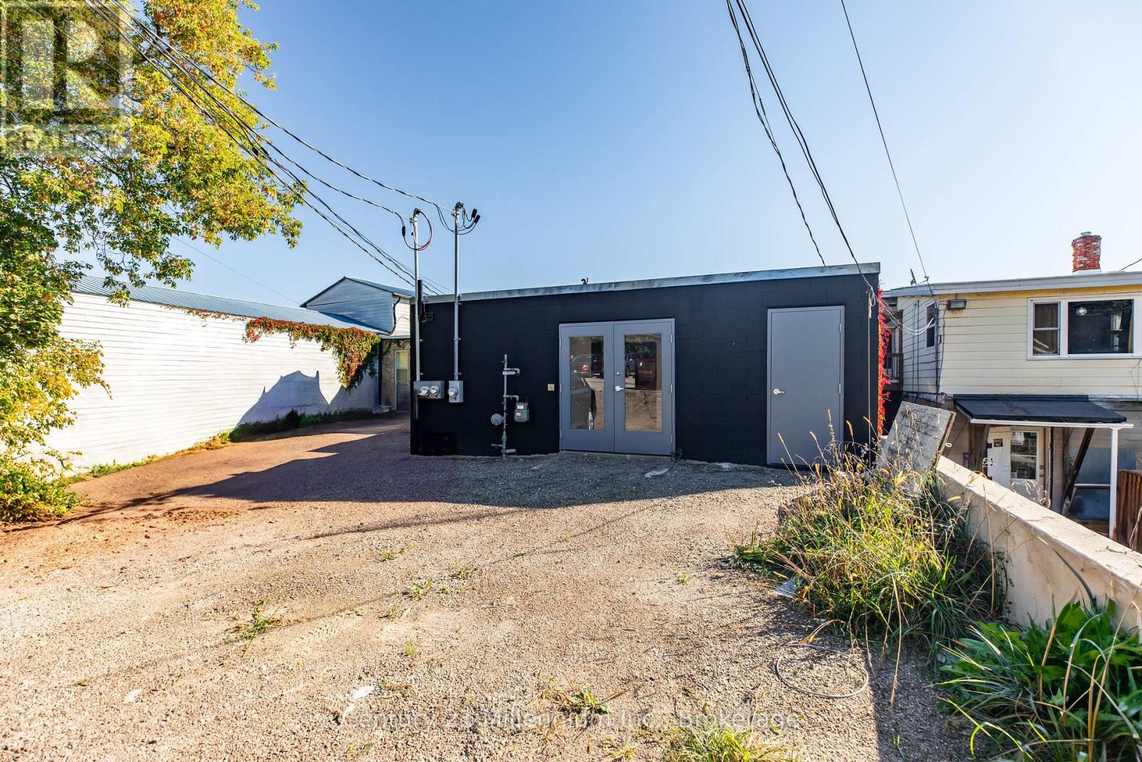 UNIT B - 612 BERFORD STREET