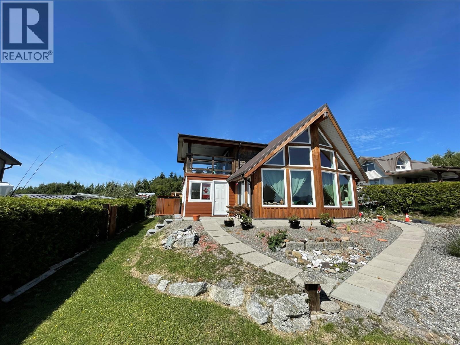 1049 Sixth Ave, Ucluelet