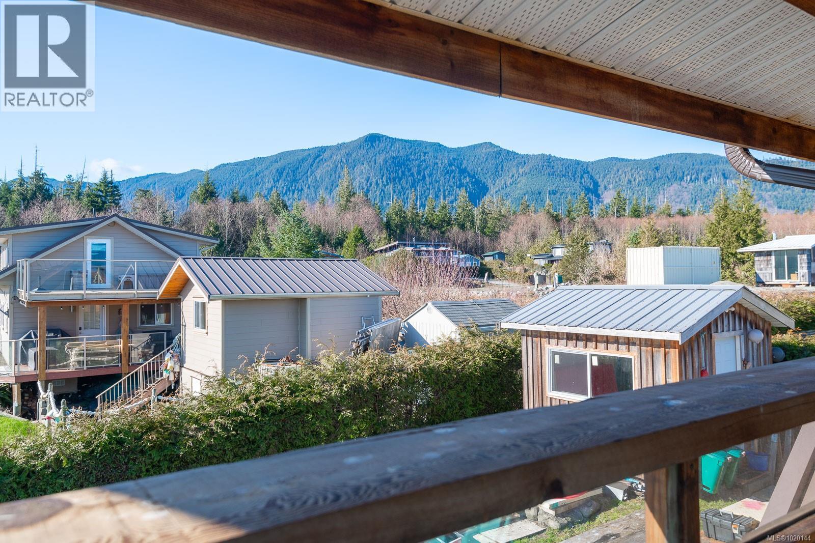 1049 Sixth Ave, Ucluelet