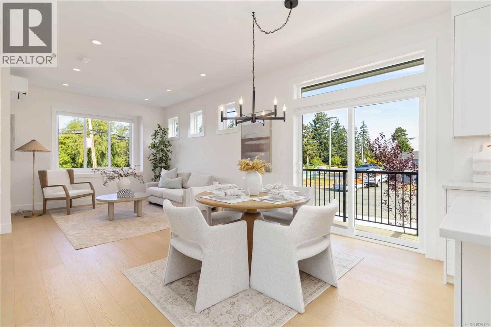 11 10145 Fifth Street, Sidney