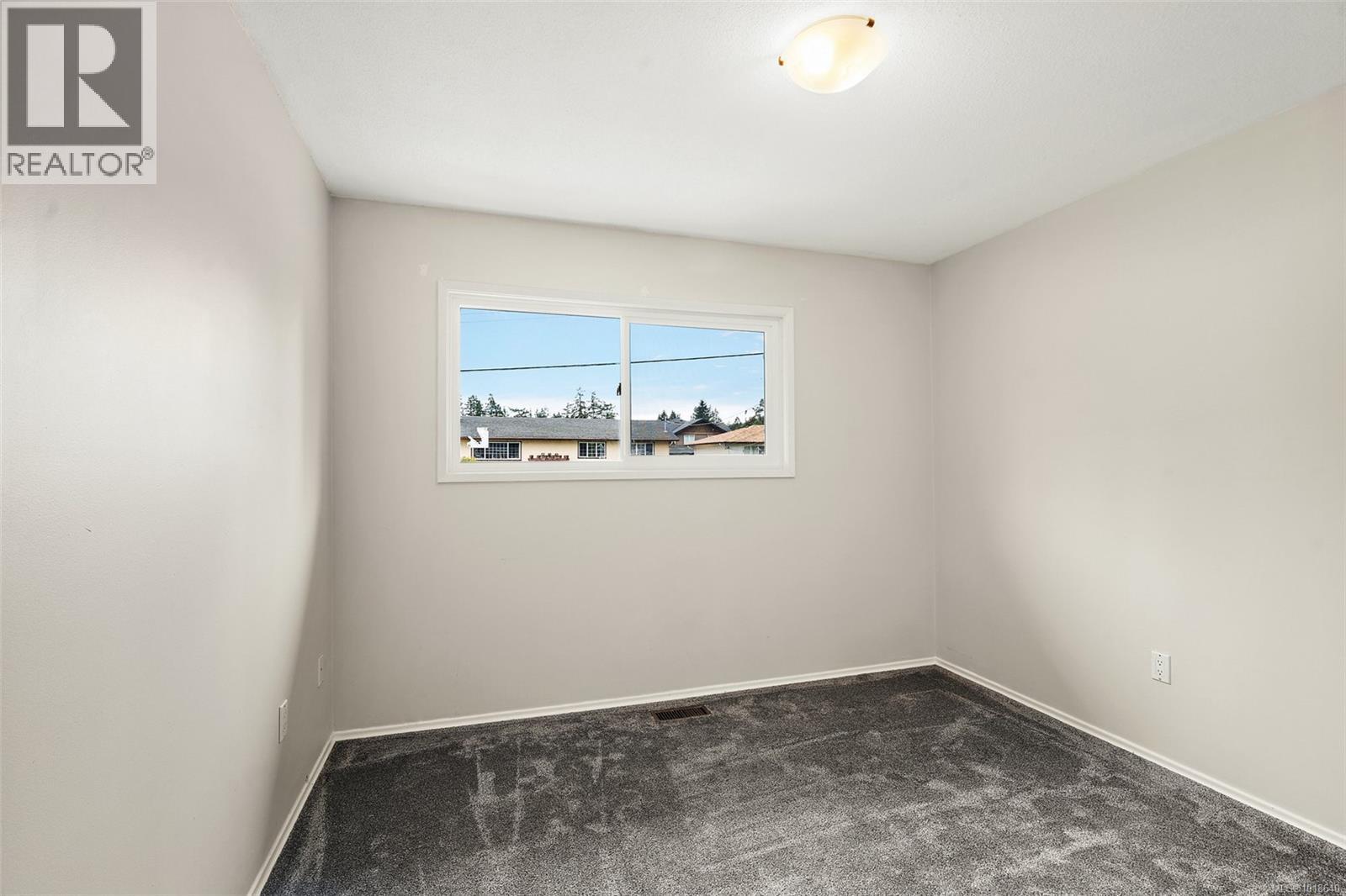 538 Cedarcrest Dr, Colwood