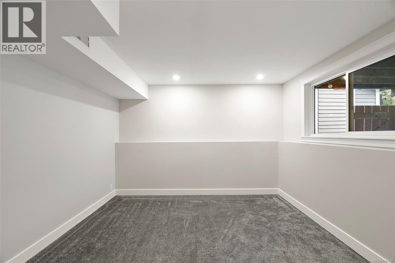 538 Cedarcrest Dr, Colwood