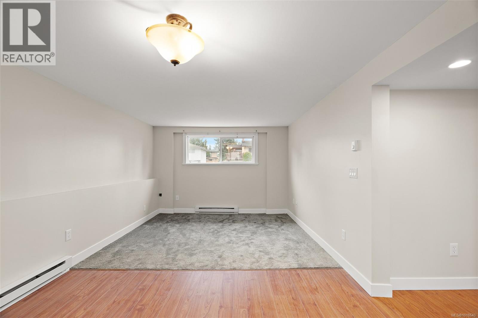 538 Cedarcrest Dr, Colwood