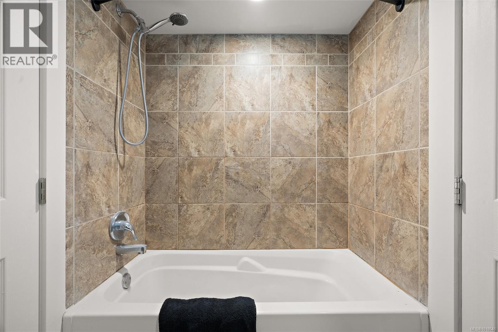 538 Cedarcrest Dr, Colwood