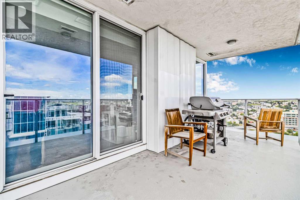 Single Family House for Sale in    Avenue SE Downtown East Village Calgary 