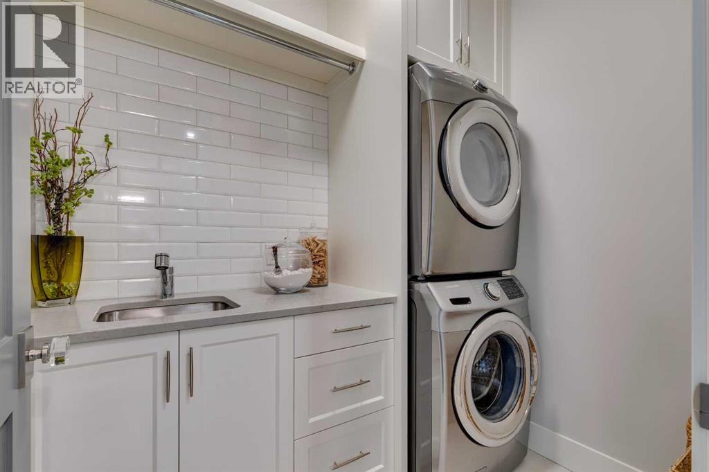 Single Family House for Sale in   Avenue SW Bankview Calgary 