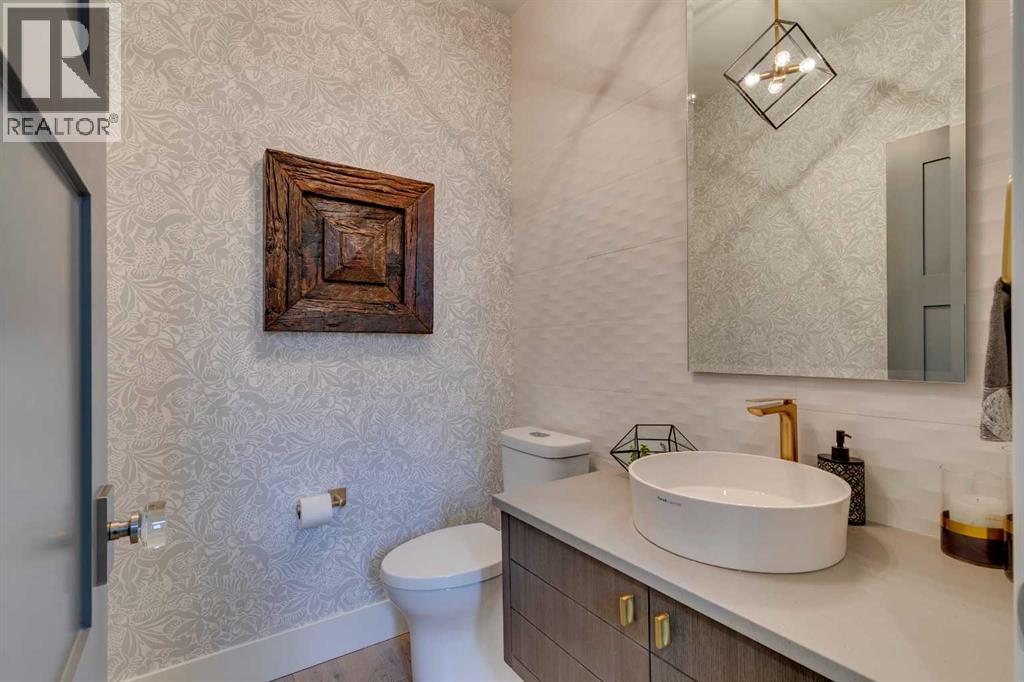 Single Family House for Sale in   Avenue SW Bankview Calgary 