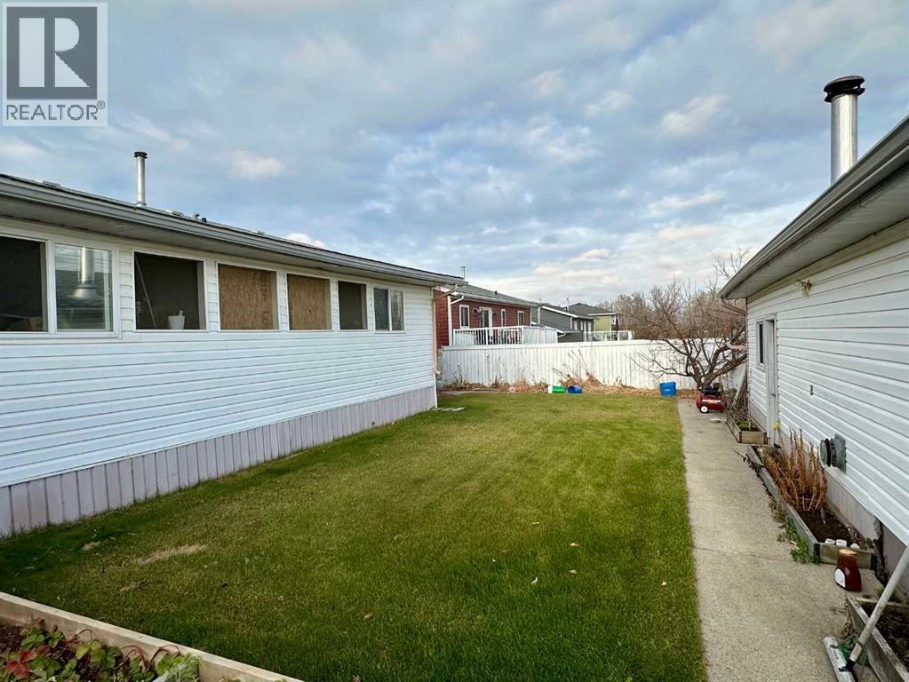 
          4713 43 Street
            <br/>
            <span>Mayerthorpe</span>
            , 
            <span>AB</span>
             <span>T0E1N0</span>
         - Photo 11