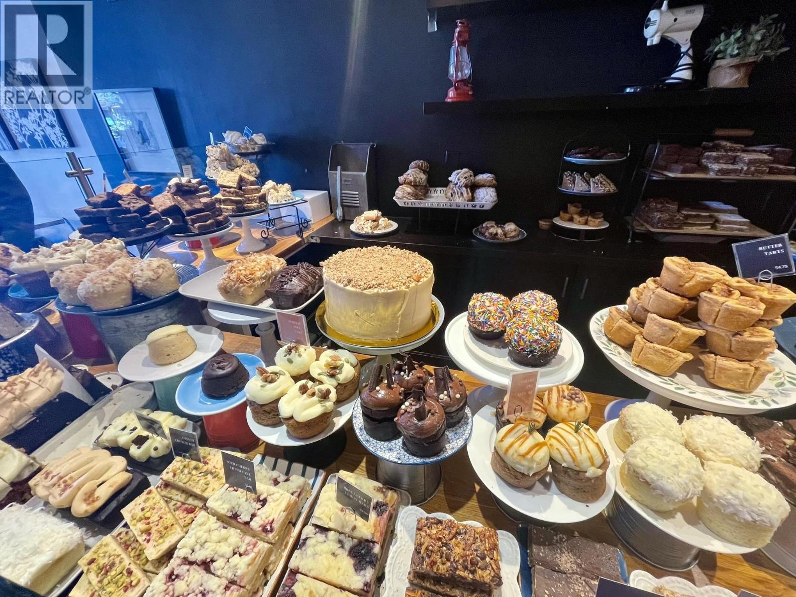 302 WK6-4338 MAIN STREET, Whistler