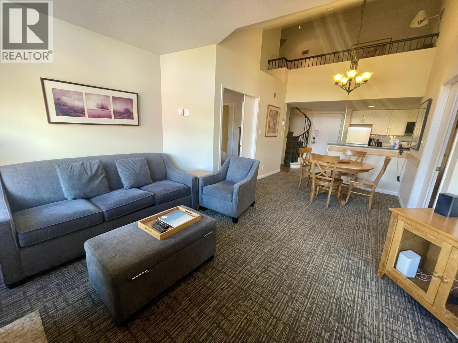 302 WK6-4338 MAIN STREET, Whistler