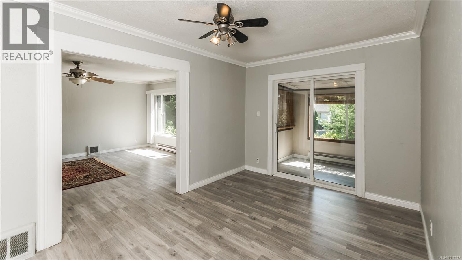 1250 TOWNSITE RD - 12