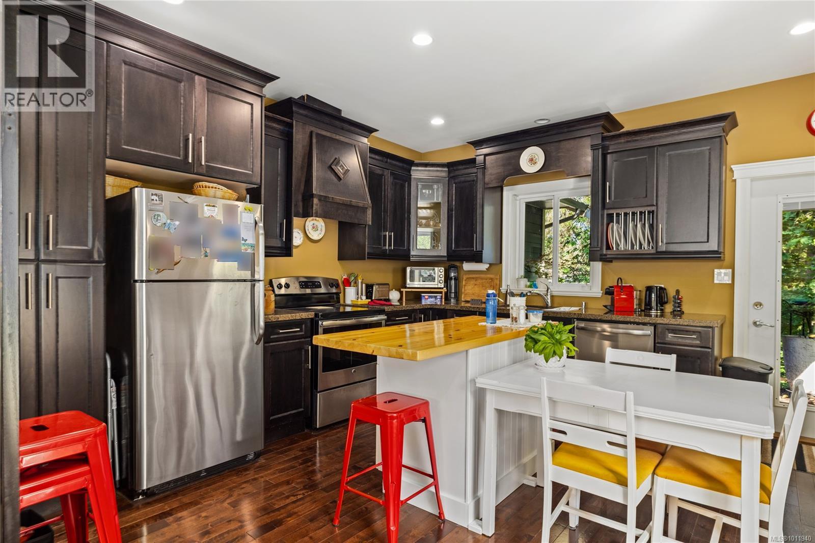 5969 STONEHAVEN DR - 6