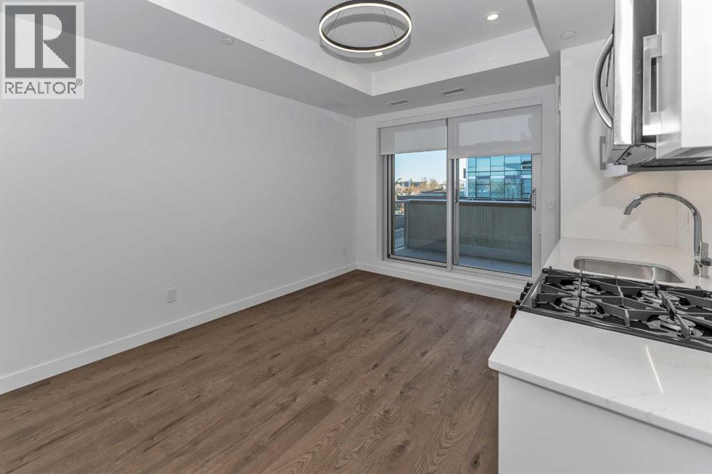 #305 110 18A STREET NW - 8