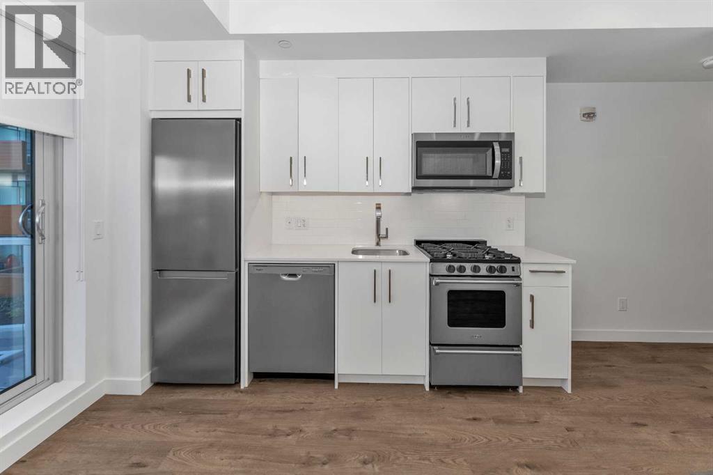 Single Family House for Sale in   A Street NW West Hillhurst Calgary 