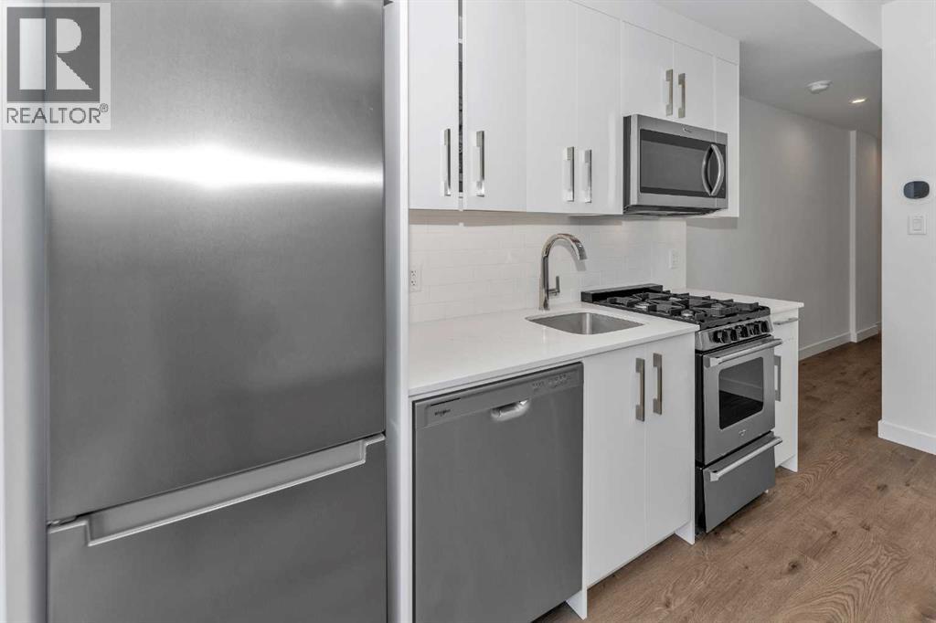 Single Family House for Sale in   A Street NW West Hillhurst Calgary 