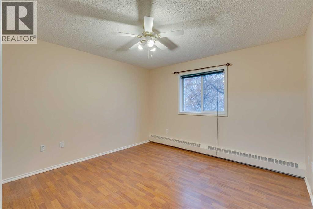 Single Family House for Sale in   Dover Point SE Dover Calgary 